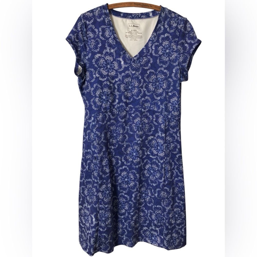 L.L. Bean Women’s Athletic Floral V-Neck Dress Women’s Size Medium